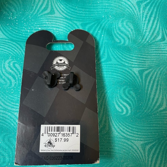 Peter Pan park cruiser Disney pin - Picture 2 of 2